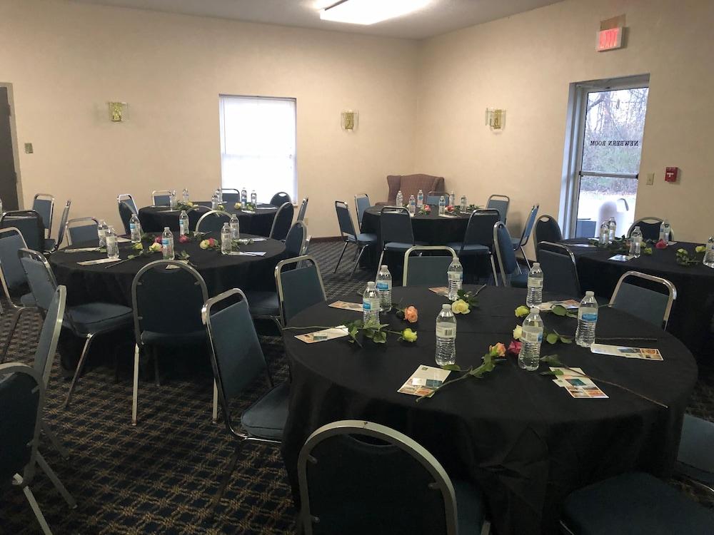 Quality Inn Dublin I-81 Bagian luar foto